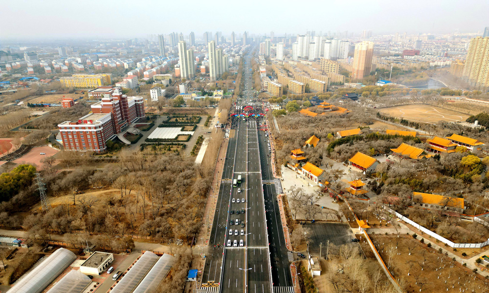 中国高寒地区跨度最大、吨位最重连续梁桥建成通车